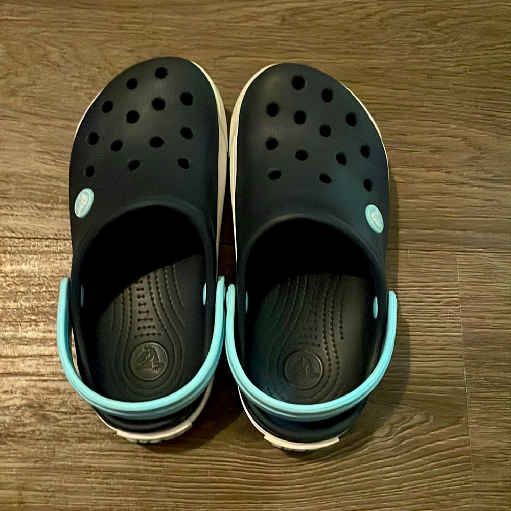 Unisex crocs toddler size 12/13